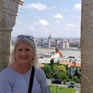 Meet your Posher, Lisa